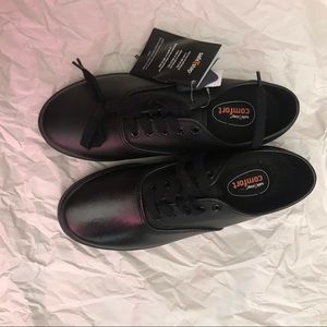 Safe-T-Step NWT Oxford Slip Proof Shoes